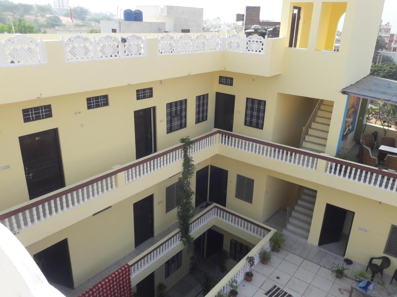 Keshav Palace Pushkar Exterior photo